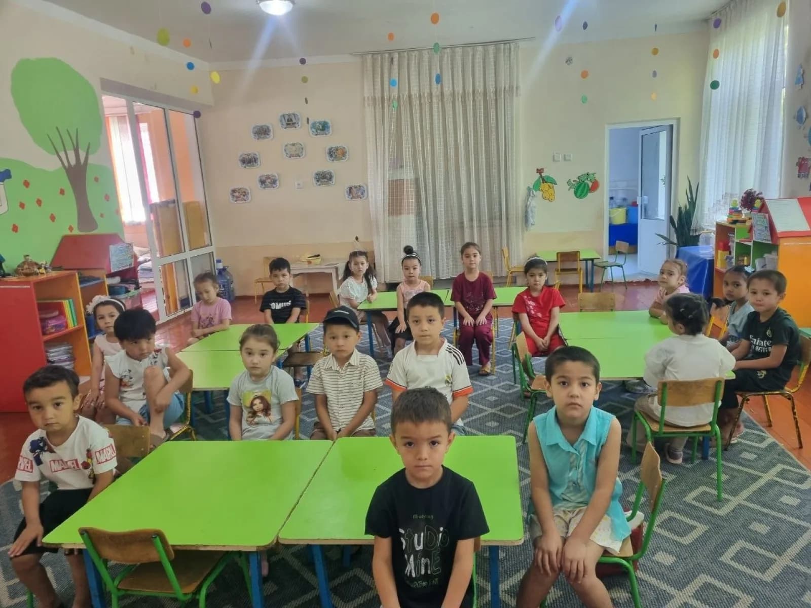 "Kitobxon avlod" loyihasi davom etmoqda